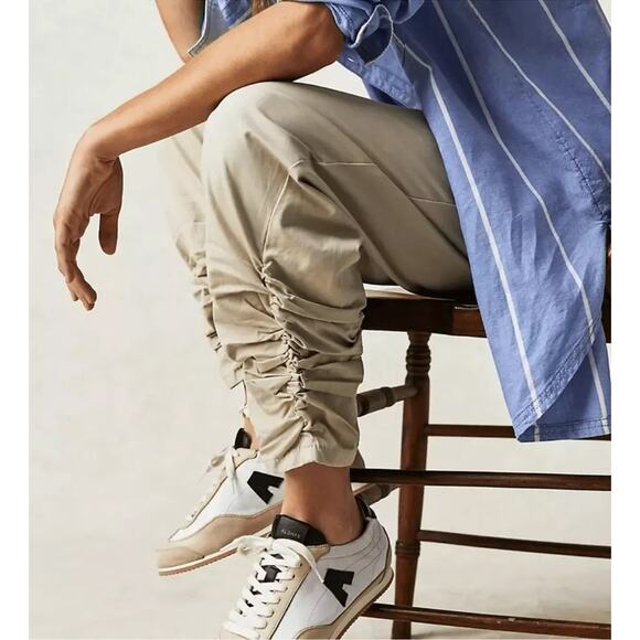 Free People Womens Parachute Pants Summer Khaki Cotton Pockets Ruched Ankle NWT - Picture 3 of 11